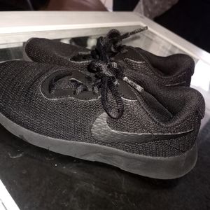 Boys nike shoes